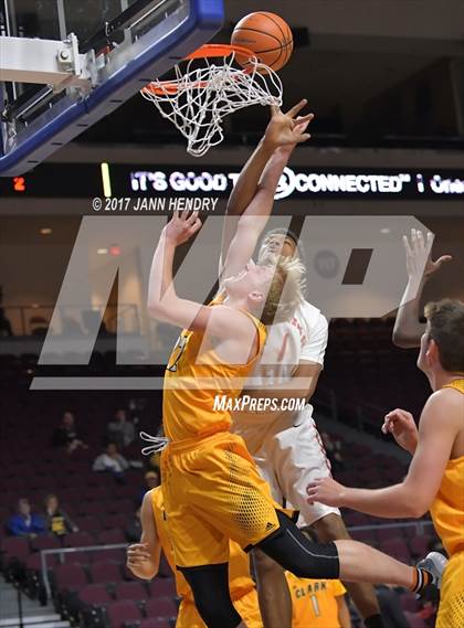 Thumbnail 2 in Clark vs. Pasadena (Tarkanian Classic) photogallery.