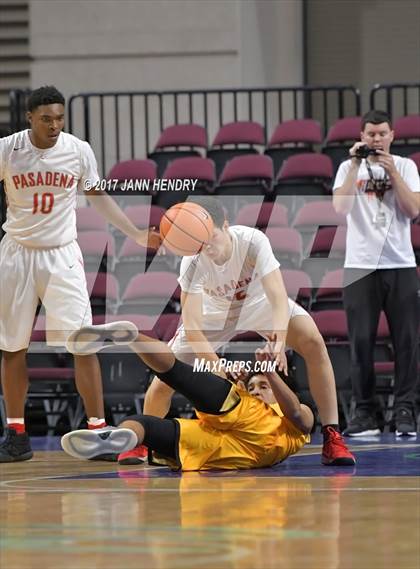 Thumbnail 3 in Clark vs. Pasadena (Tarkanian Classic) photogallery.