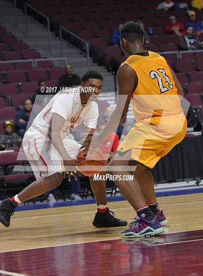 Thumbnail 1 in Clark vs. Pasadena (Tarkanian Classic) photogallery.
