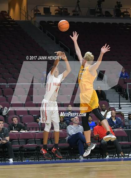 Thumbnail 1 in Clark vs. Pasadena (Tarkanian Classic) photogallery.