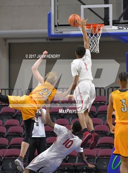 Thumbnail 1 in Clark vs. Pasadena (Tarkanian Classic) photogallery.