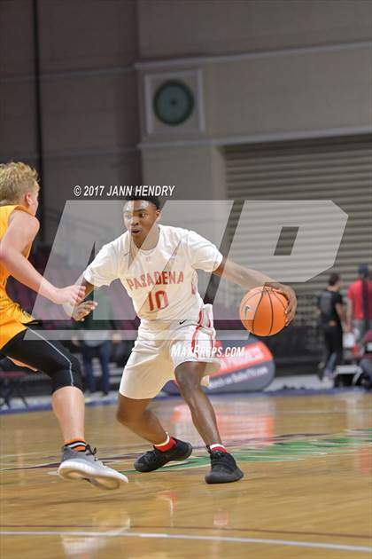 Thumbnail 2 in Clark vs. Pasadena (Tarkanian Classic) photogallery.