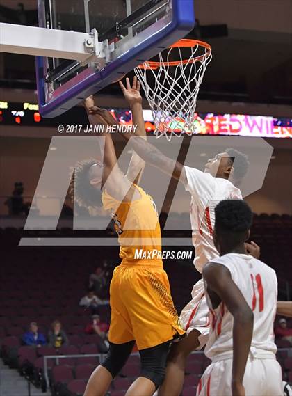 Thumbnail 1 in Clark vs. Pasadena (Tarkanian Classic) photogallery.