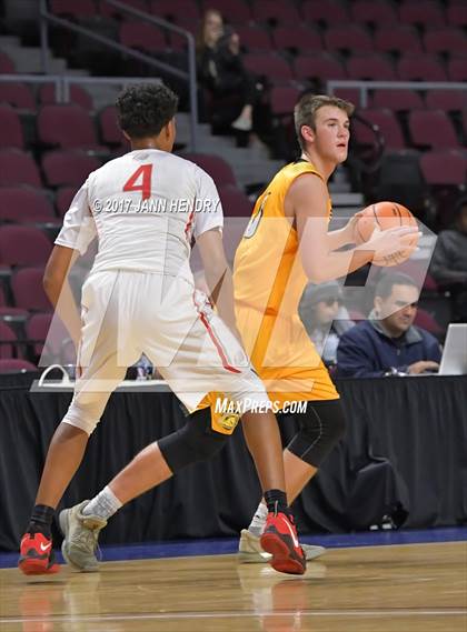 Thumbnail 3 in Clark vs. Pasadena (Tarkanian Classic) photogallery.