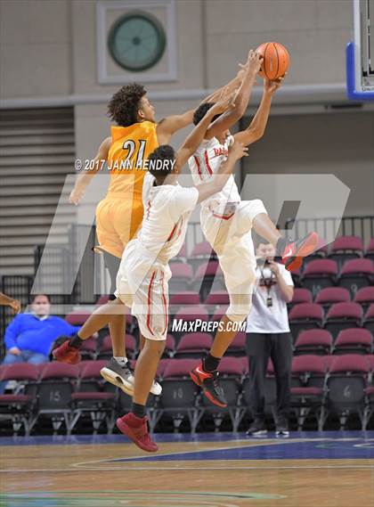 Thumbnail 3 in Clark vs. Pasadena (Tarkanian Classic) photogallery.