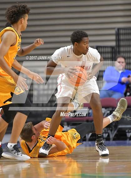 Thumbnail 1 in Clark vs. Pasadena (Tarkanian Classic) photogallery.