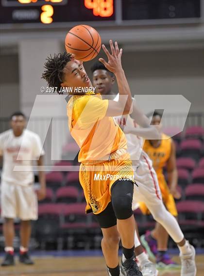 Thumbnail 2 in Clark vs. Pasadena (Tarkanian Classic) photogallery.