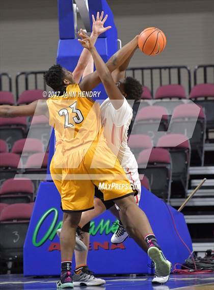 Thumbnail 2 in Clark vs. Pasadena (Tarkanian Classic) photogallery.