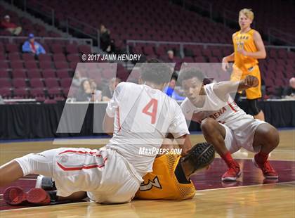 Thumbnail 2 in Clark vs. Pasadena (Tarkanian Classic) photogallery.