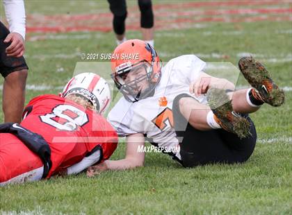 Thumbnail 3 in Marlborough @ Hudson (115th Annual Thanksgiving Bowl) photogallery.