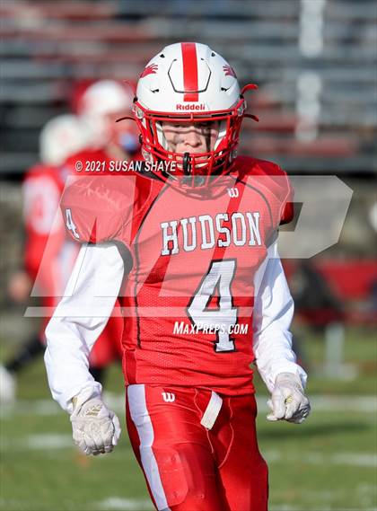 Thumbnail 2 in Marlborough @ Hudson (115th Annual Thanksgiving Bowl) photogallery.