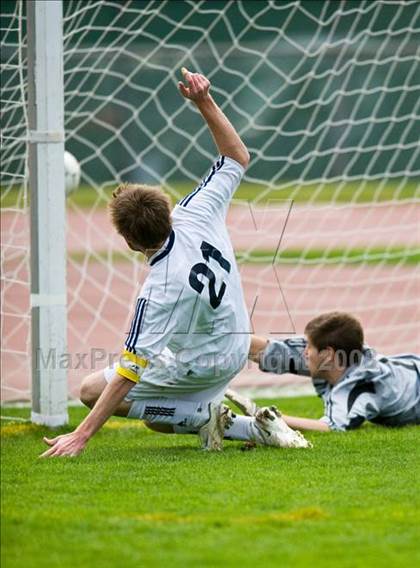 Thumbnail 3 in East Lyme vs Wethersfield (CIAC Class L Final) photogallery.