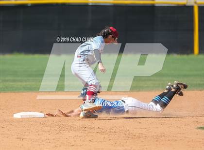 Thumbnail 2 in Esperanza @ Villa Park photogallery.