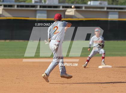 Thumbnail 1 in Esperanza @ Villa Park photogallery.