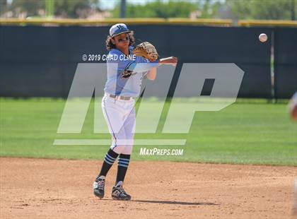 Thumbnail 3 in Esperanza @ Villa Park photogallery.