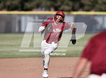 Thumbnail 3 in Clovis West @ Clovis North photogallery.