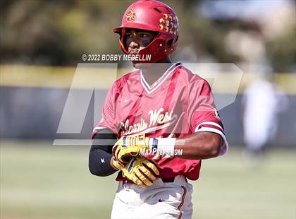 Thumbnail 2 in Clovis West @ Clovis North photogallery.
