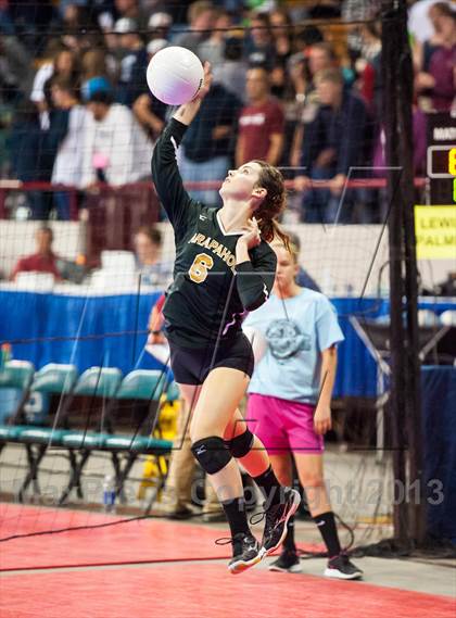 Thumbnail 3 in Arapahoe vs. Eaglecrest (CHSAA 5A Semifinal) photogallery.