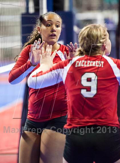 Thumbnail 2 in Arapahoe vs. Eaglecrest (CHSAA 5A Semifinal) photogallery.