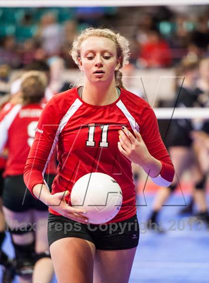 Thumbnail 1 in Arapahoe vs. Eaglecrest (CHSAA 5A Semifinal) photogallery.