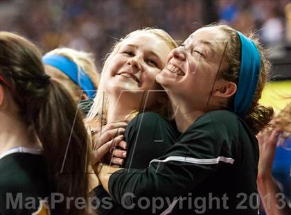 Thumbnail 2 in Arapahoe vs. Eaglecrest (CHSAA 5A Semifinal) photogallery.