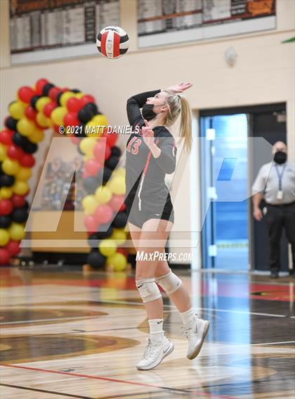 Thumbnail 3 in Regis Jesuit @ Castle View photogallery.