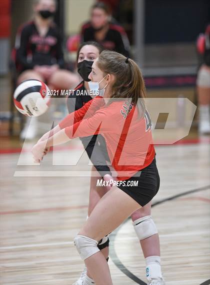 Thumbnail 1 in Regis Jesuit @ Castle View photogallery.