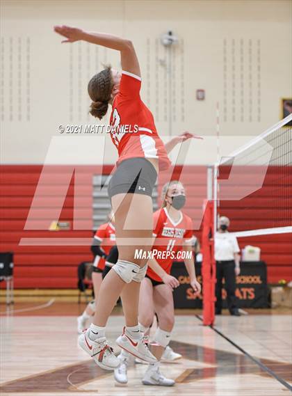 Thumbnail 3 in Regis Jesuit @ Castle View photogallery.