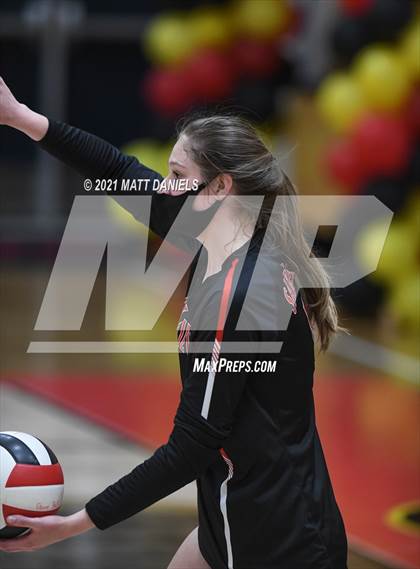 Thumbnail 3 in Regis Jesuit @ Castle View photogallery.