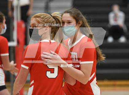 Thumbnail 3 in Regis Jesuit @ Castle View photogallery.