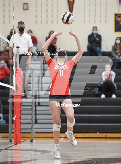 Thumbnail 1 in Regis Jesuit @ Castle View photogallery.