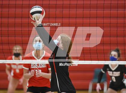 Thumbnail 3 in Regis Jesuit @ Castle View photogallery.