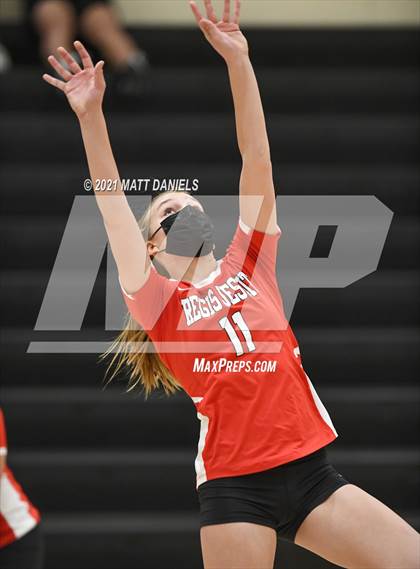Thumbnail 1 in Regis Jesuit @ Castle View photogallery.
