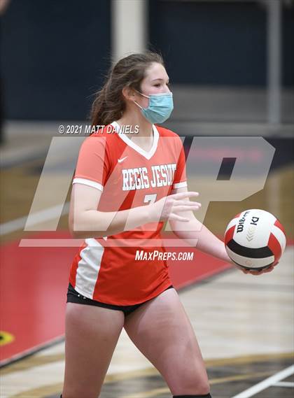 Thumbnail 1 in Regis Jesuit @ Castle View photogallery.