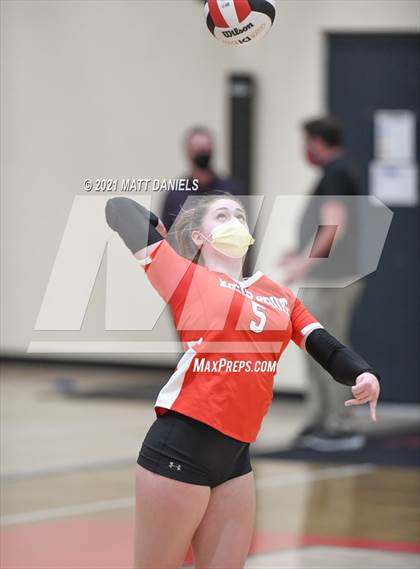 Thumbnail 3 in Regis Jesuit @ Castle View photogallery.