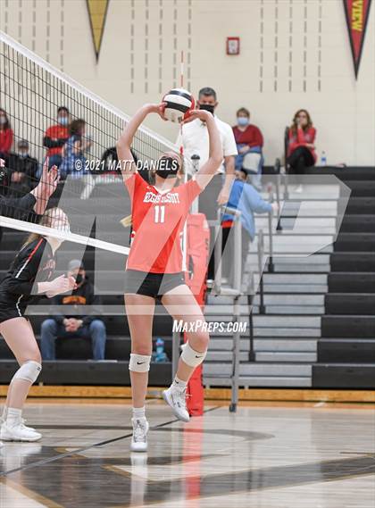 Thumbnail 2 in Regis Jesuit @ Castle View photogallery.