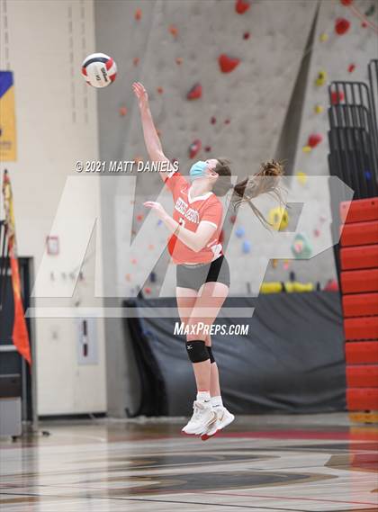 Thumbnail 3 in Regis Jesuit @ Castle View photogallery.