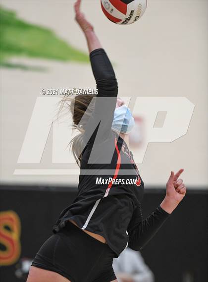 Thumbnail 2 in Regis Jesuit @ Castle View photogallery.