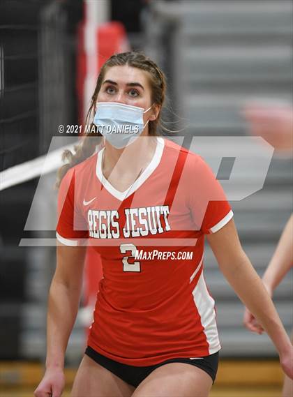 Thumbnail 3 in Regis Jesuit @ Castle View photogallery.
