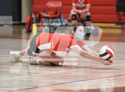 Thumbnail 2 in Regis Jesuit @ Castle View photogallery.