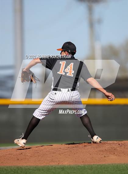 Thumbnail 1 in Crandall @ West Mesquite photogallery.