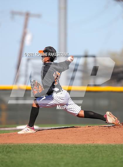 Thumbnail 1 in Crandall @ West Mesquite photogallery.