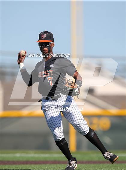 Thumbnail 1 in Crandall @ West Mesquite photogallery.