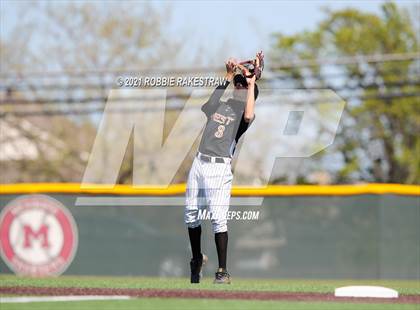Thumbnail 1 in Crandall @ West Mesquite photogallery.