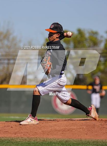 Thumbnail 1 in Crandall @ West Mesquite photogallery.