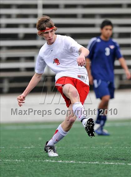 Thumbnail 1 in Sachse vs Mansfield Legacy (Garland ISD Tournament) photogallery.