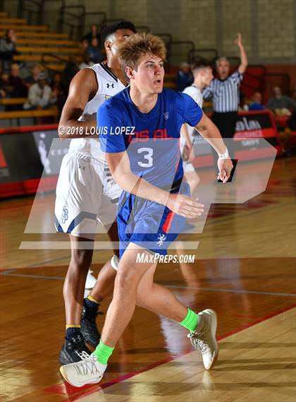 Thumbnail 1 in Los Alamitos vs. St. John Bosco (Nike Extravaganza) photogallery.