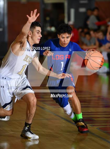 Thumbnail 3 in Los Alamitos vs. St. John Bosco (Nike Extravaganza) photogallery.
