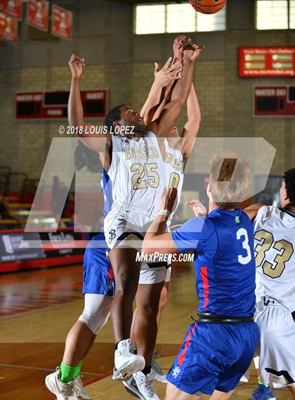 Thumbnail 2 in Los Alamitos vs. St. John Bosco (Nike Extravaganza) photogallery.