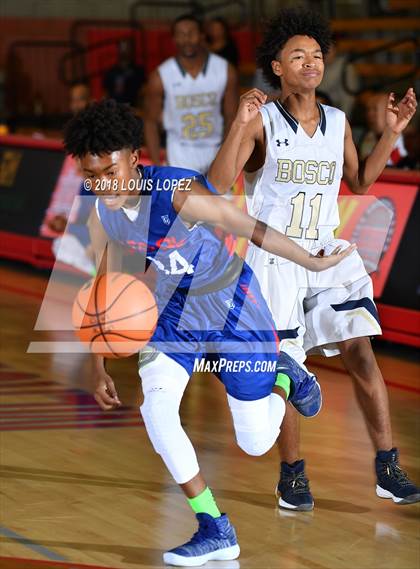 Thumbnail 3 in Los Alamitos vs. St. John Bosco (Nike Extravaganza) photogallery.